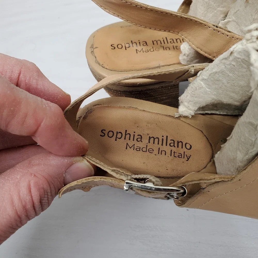 Sophia Milano Sandal Size 8 Leather Sling Back Open Toe Sandal Camel Tan Color